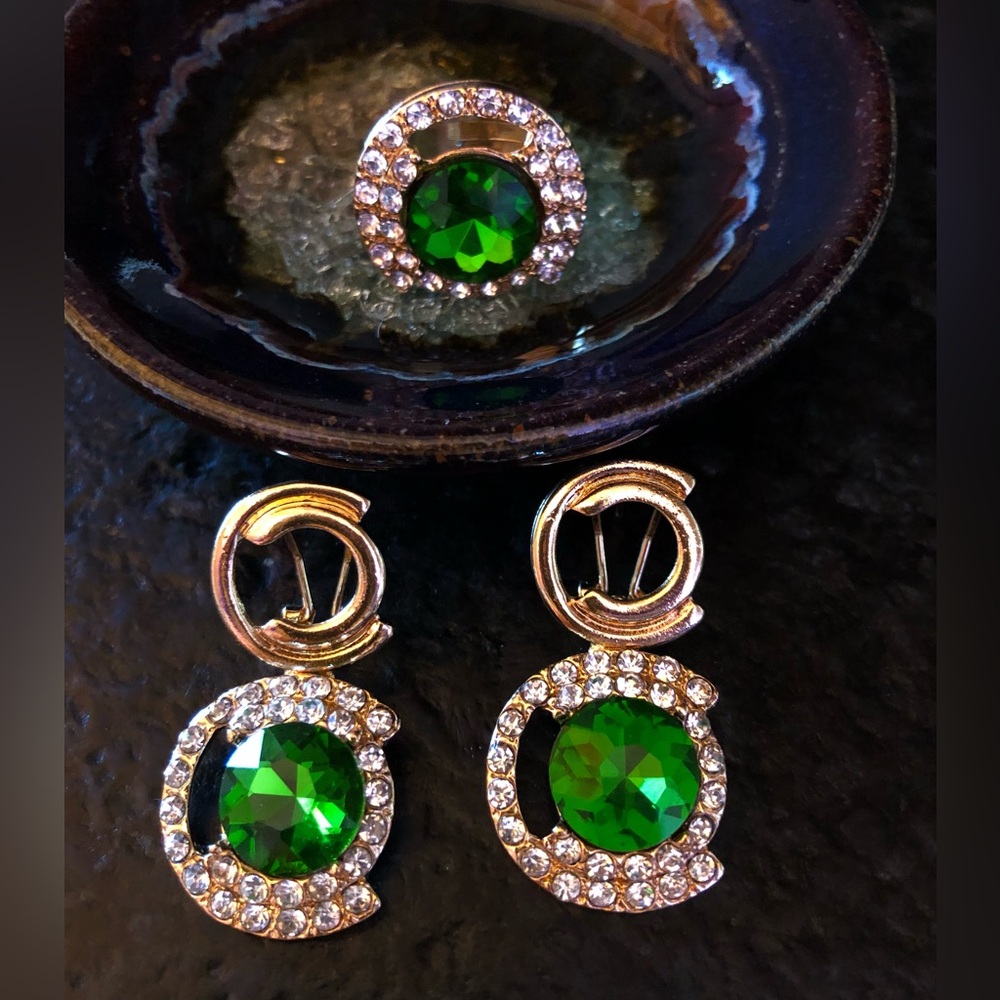 NEW Glam Faux Emerald Earrings & Adjustable Matching Ring